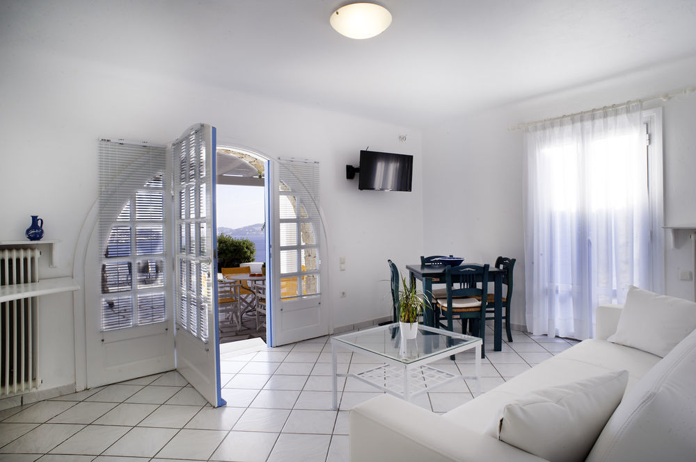 Aeri Villas & Apartments Tourlos Eksteriør bilde